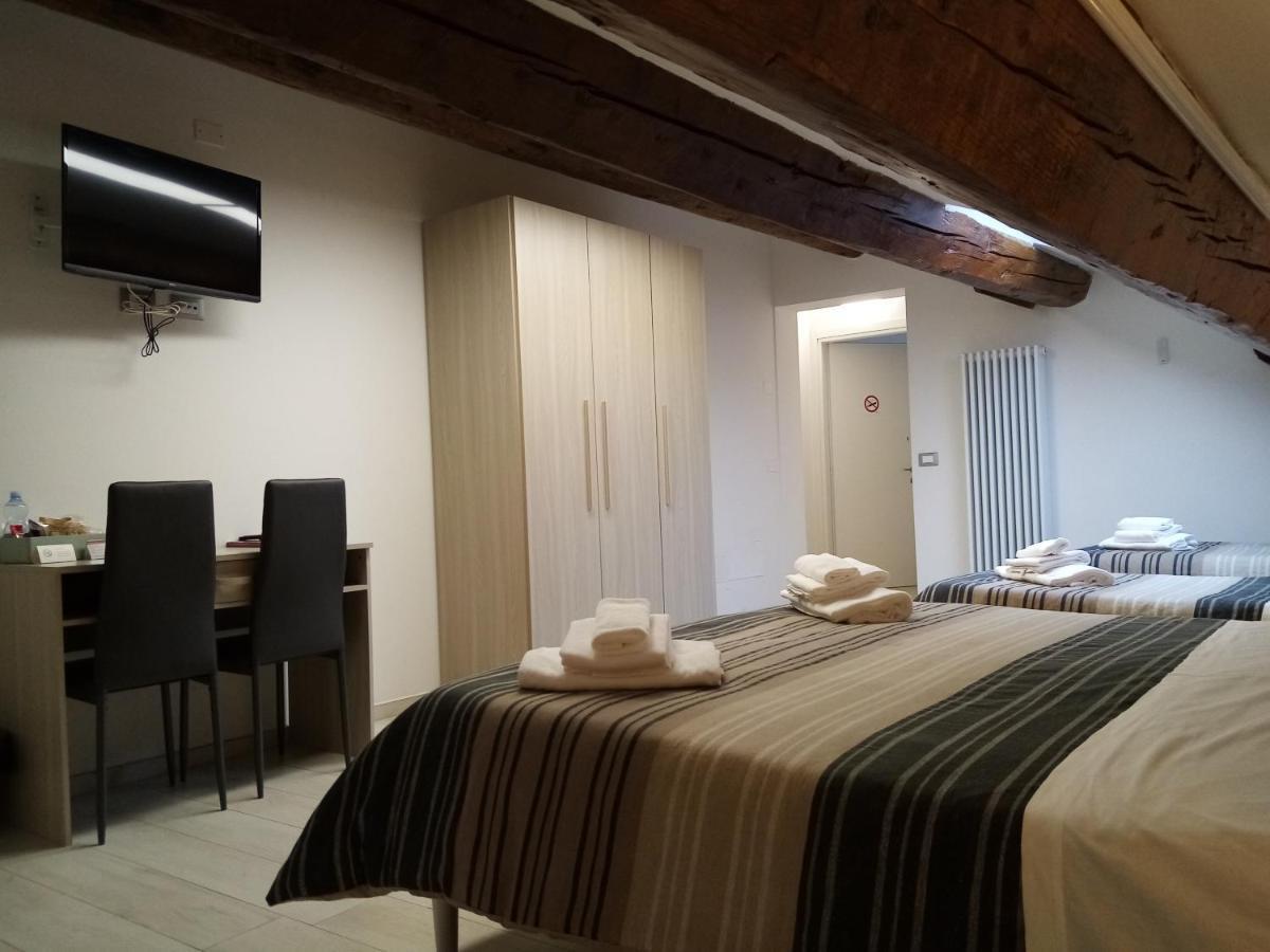 Centro Storico Suites Ferrara Eksteriør billede